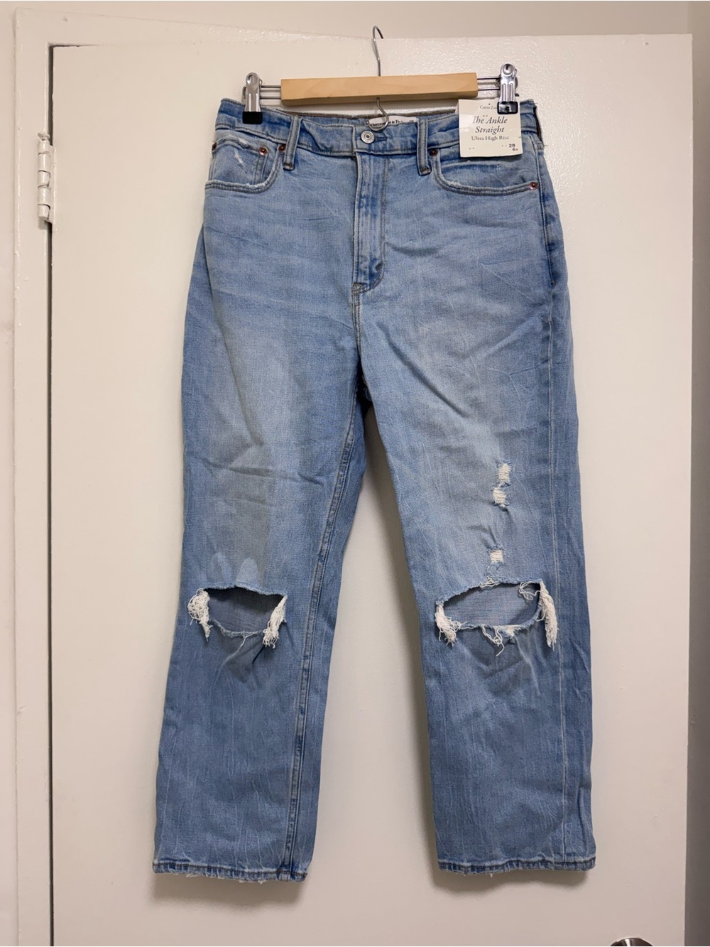 Abercrombie Curve Love Ultra High Rise Ankle Straight Jeans Classic Straight Fit